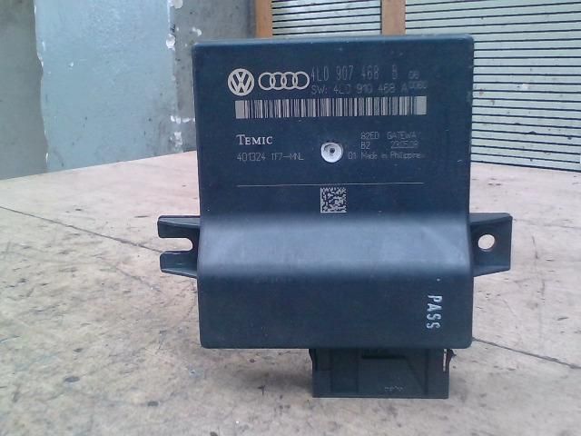 bontott AUDI A8 Elektronika (Magában)