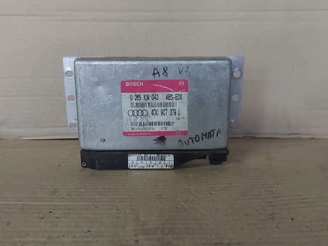 bontott AUDI A8 Elektronika (Magában)