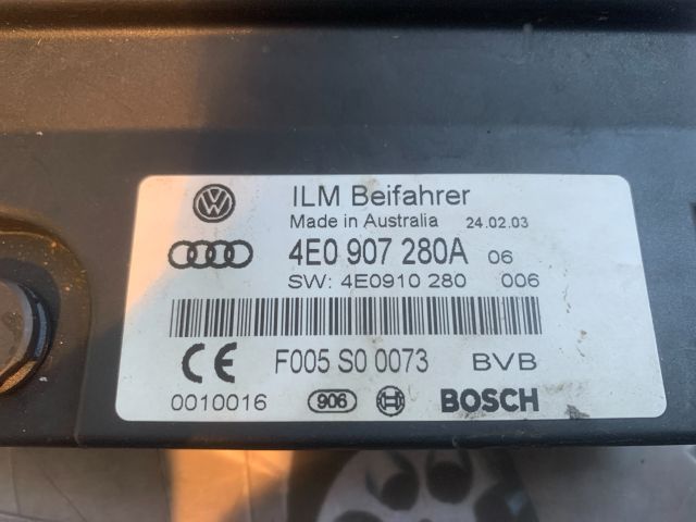 bontott AUDI A8 Elektronika (Magában)
