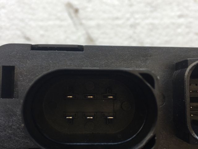 bontott AUDI A8 Elektronika (Magában)