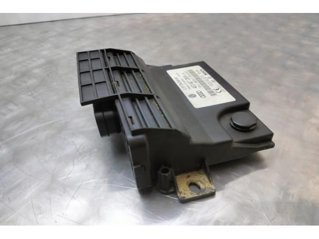 bontott AUDI A8 Elektronika (Magában)