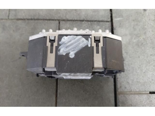 bontott AUDI A8 Előtét Ellenállás Fűtőmotor