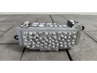 bontott AUDI A8 Előtét Ellenállás Fűtőmotor