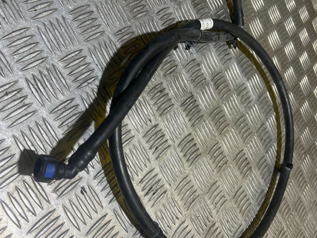 bontott AUDI A8 Első Ablakmosó Cső