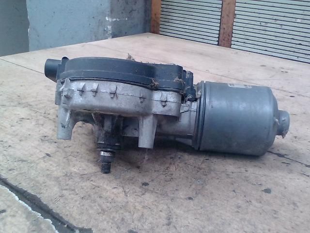 bontott AUDI A8 Első Ablaktörlő Motor