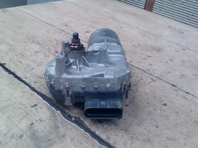 bontott AUDI A8 Első Ablaktörlő Motor