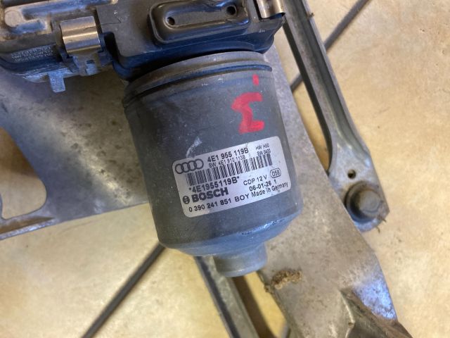 bontott AUDI A8 Első Ablaktörlő Szerkezet Motorral