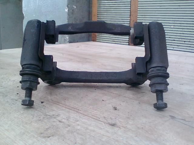 bontott AUDI A8 Első Fékkengyel