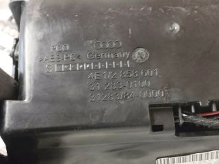 bontott AUDI A8 Első Hamutartó