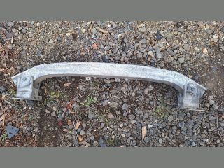 bontott AUDI A8 Első Lökhárító Merevítő (Fém)