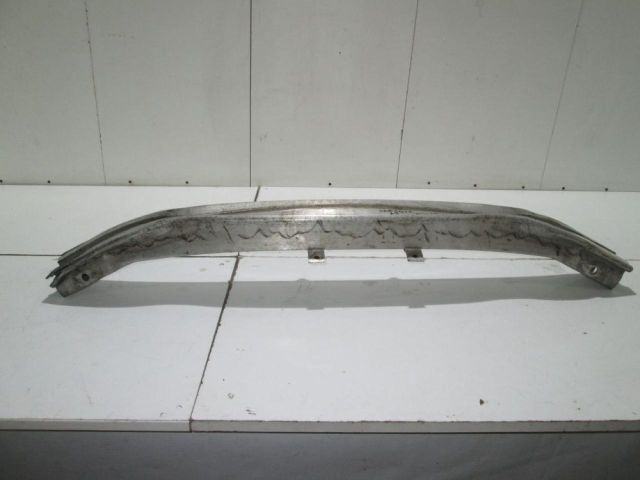 bontott AUDI A8 Első Lökhárító Merevítő (Fém)