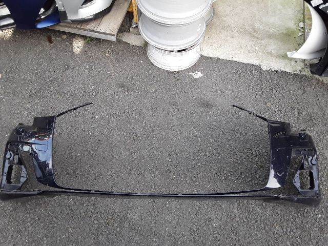 bontott AUDI A8 Első Lökhárító (Részeivel)