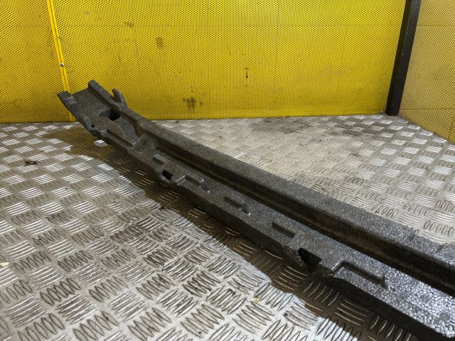 bontott AUDI A8 Első Lökhárító Ütközés Elnyelő Hab