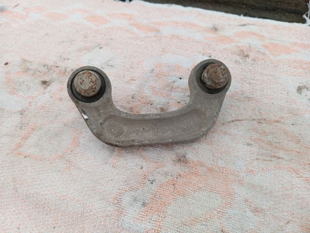 bontott AUDI A8 Első Stabilizátor Pálca