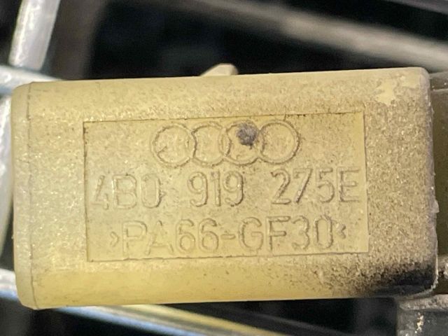 bontott AUDI A8 Első Tolatóradar Fej