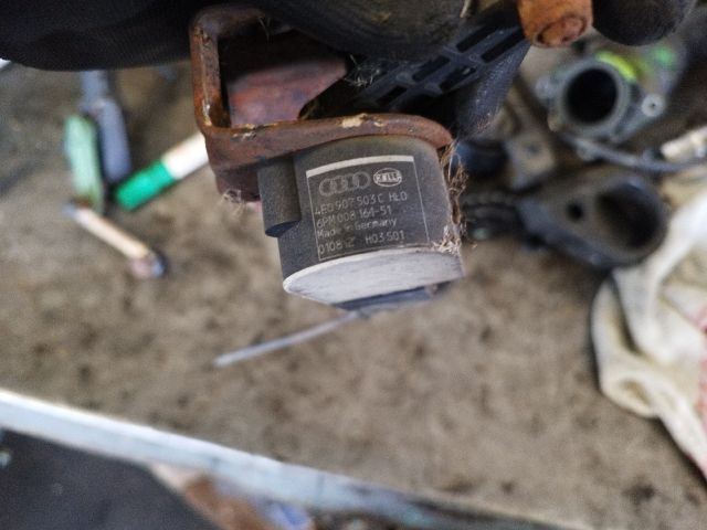 bontott AUDI A8 Első Xenon Szintszabályzó Jeladó
