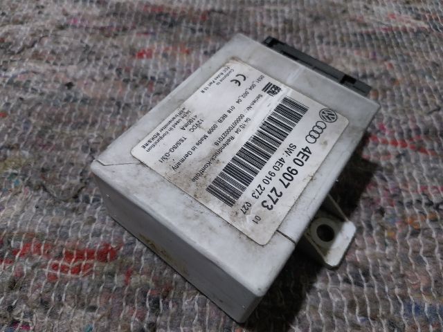 bontott AUDI A8 Első Xenon Szintszabályzó Jeladó