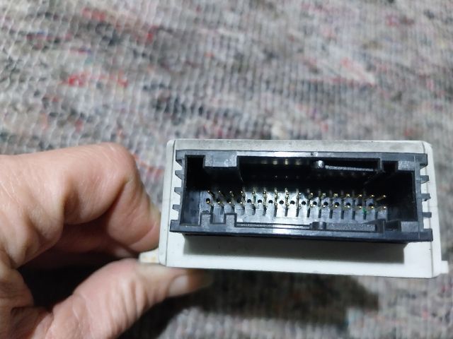 bontott AUDI A8 Első Xenon Szintszabályzó Jeladó