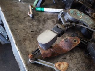 bontott AUDI A8 Első Xenon Szintszabályzó Jeladó