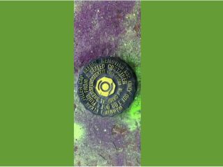 bontott AUDI A8 Fékfolyadék Tartály