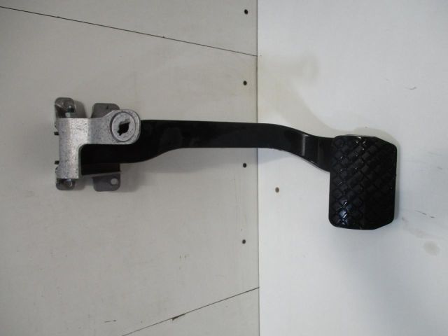 bontott AUDI A8 Fékpedál