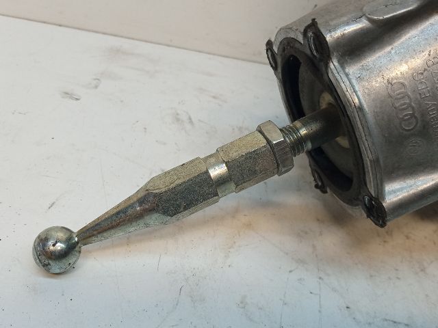 bontott AUDI A8 Fékrásegítő