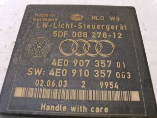 bontott AUDI A8 Fényszóró Elektronika