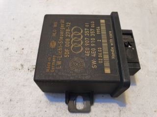 bontott AUDI A8 Fényszóró Elektronika