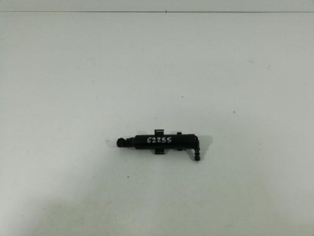 bontott AUDI A8 Fényszórómosó Szivattyú