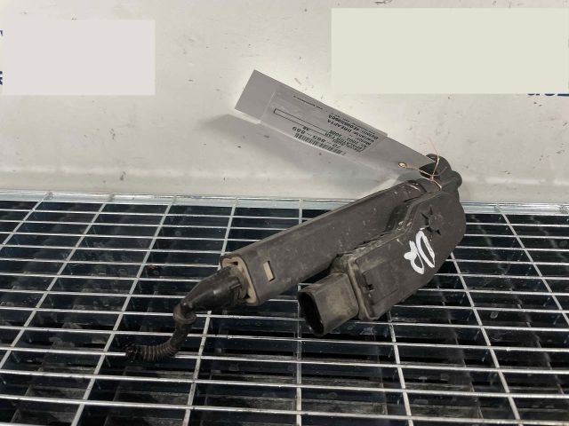 bontott AUDI A8 Fényszórómosó Szivattyú