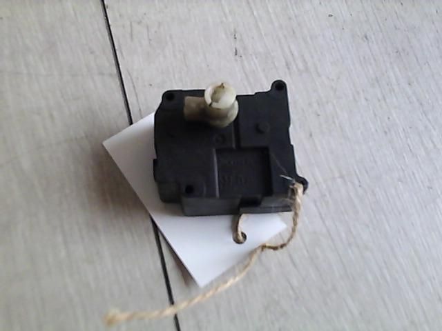 bontott AUDI A8 Fűtés Állító Motor