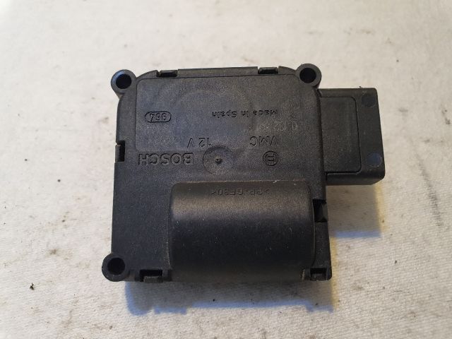 bontott AUDI A8 Fűtés Állító Motor