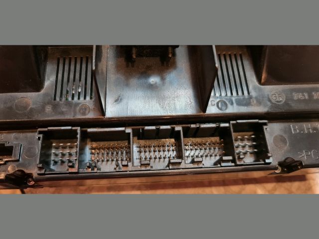 bontott AUDI A8 Fűtéskapcsoló (digit klímás)