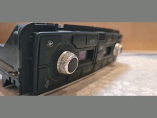 bontott AUDI A8 Fűtéskapcsoló (digit klímás)