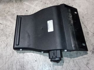 bontott AUDI A8 Fűtőradiátor (Elektromos)