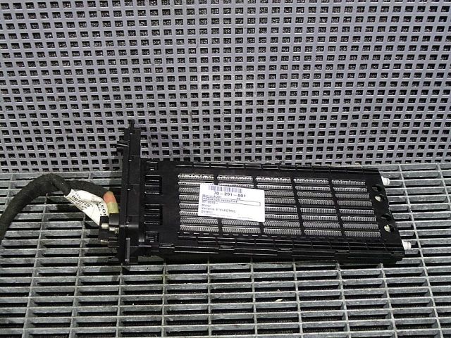 bontott AUDI A8 Fűtőradiátor