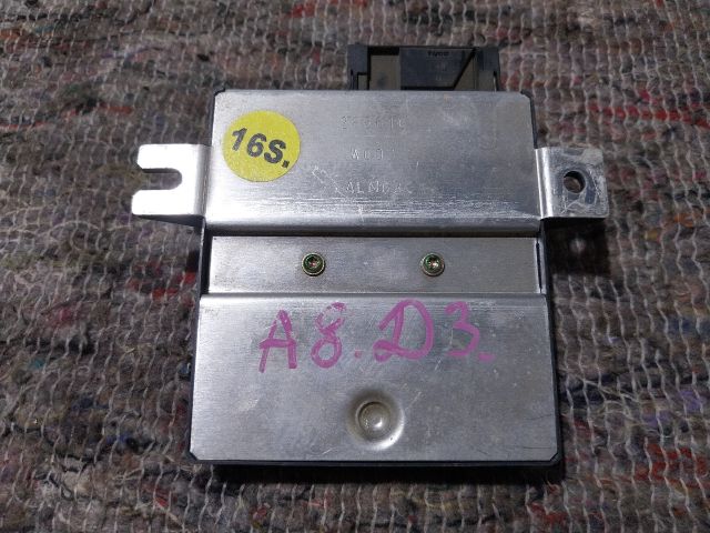 bontott AUDI A8 Gateway Elektronika