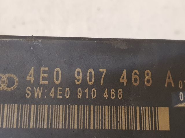 bontott AUDI A8 Gateway Elektronika