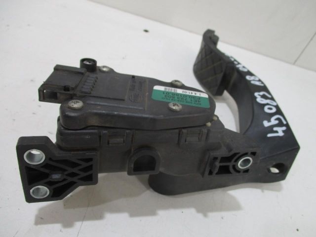 bontott AUDI A8 Gázpedál (Elektromos)