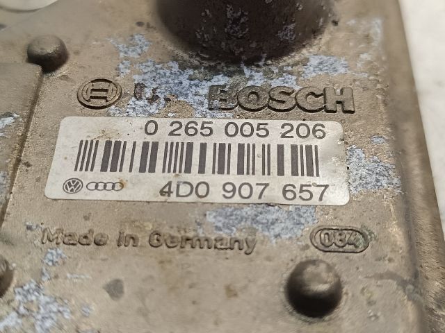 bontott AUDI A8 Gyorsulás Jeladó