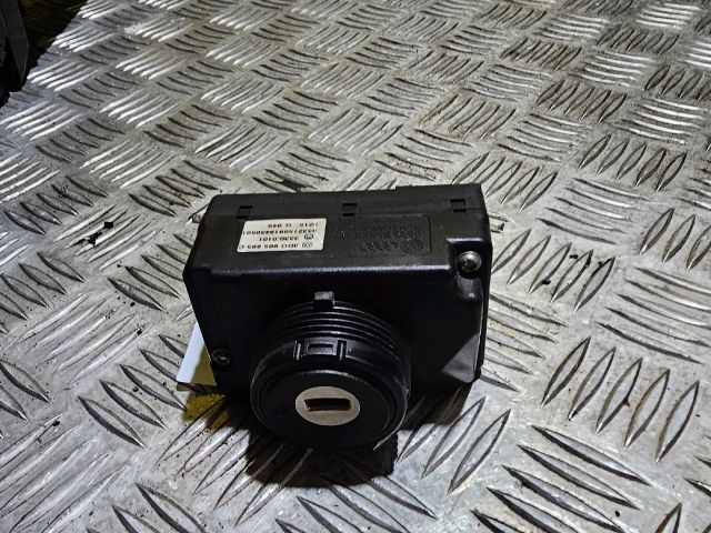 bontott AUDI A8 Gyújtáskapcsoló Házzal