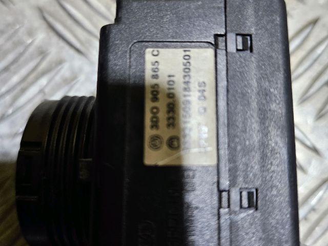 bontott AUDI A8 Gyújtáskapcsoló Házzal