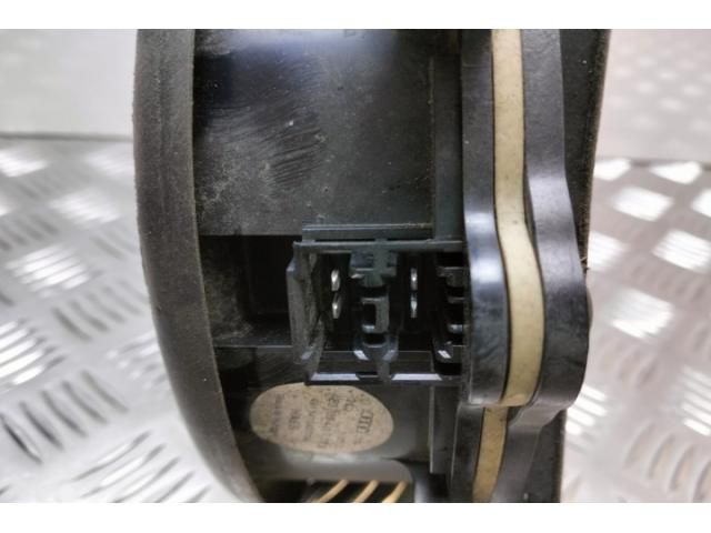 bontott AUDI A8 Hangszóró (Pozíciófüggetlen)