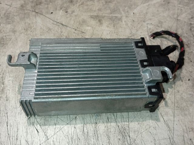 bontott AUDI A8 Hátsó Ablakfűtés Relé