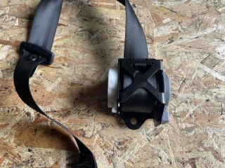 bontott AUDI A8 Hátsó középső Biztonsági Öv