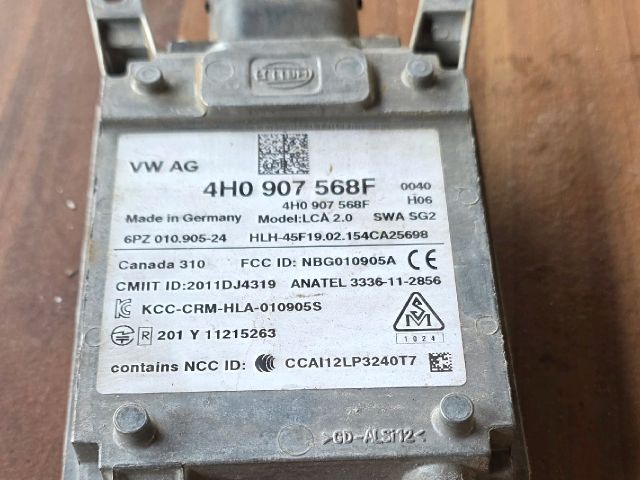 bontott AUDI A8 Holttérérzékelő