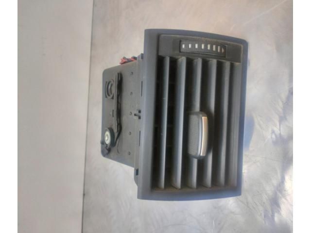 bontott AUDI A8 Hűtőrács