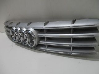bontott AUDI A8 Hűtőrács