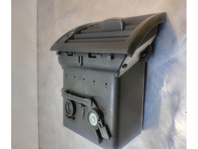 bontott AUDI A8 Hűtőrács