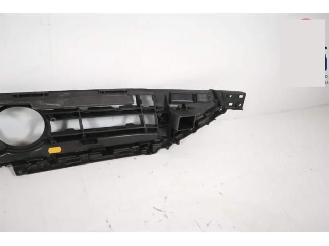 bontott AUDI A8 Hűtőrács